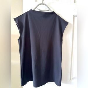 Ann Taylor, M, black top, slight mock turtle, sleeveless… NWOT